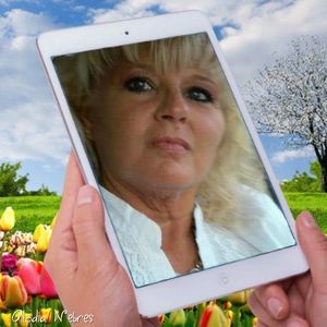 Meet your Posher, Elaine